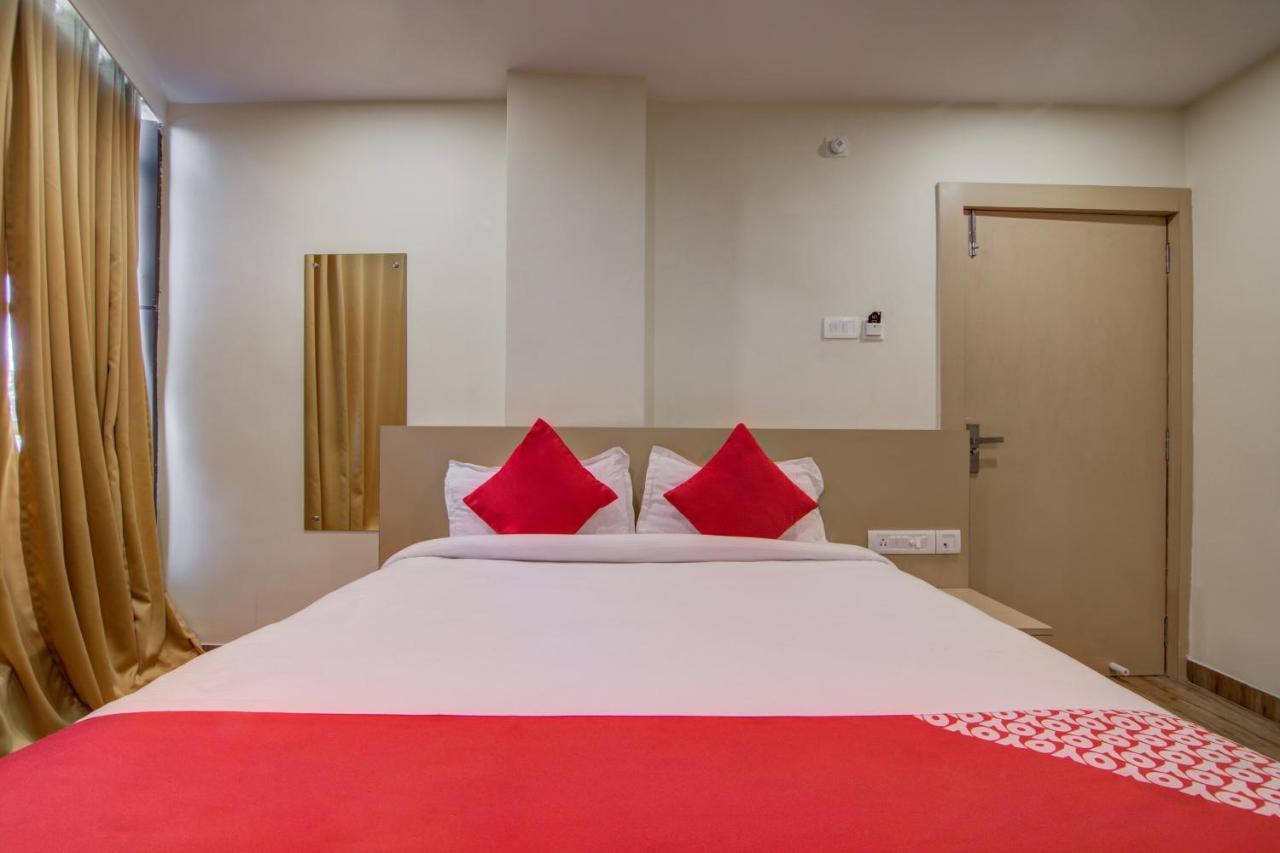 Hotel OYO 12736 Skylawn Džamšédpur Exteriér fotografie